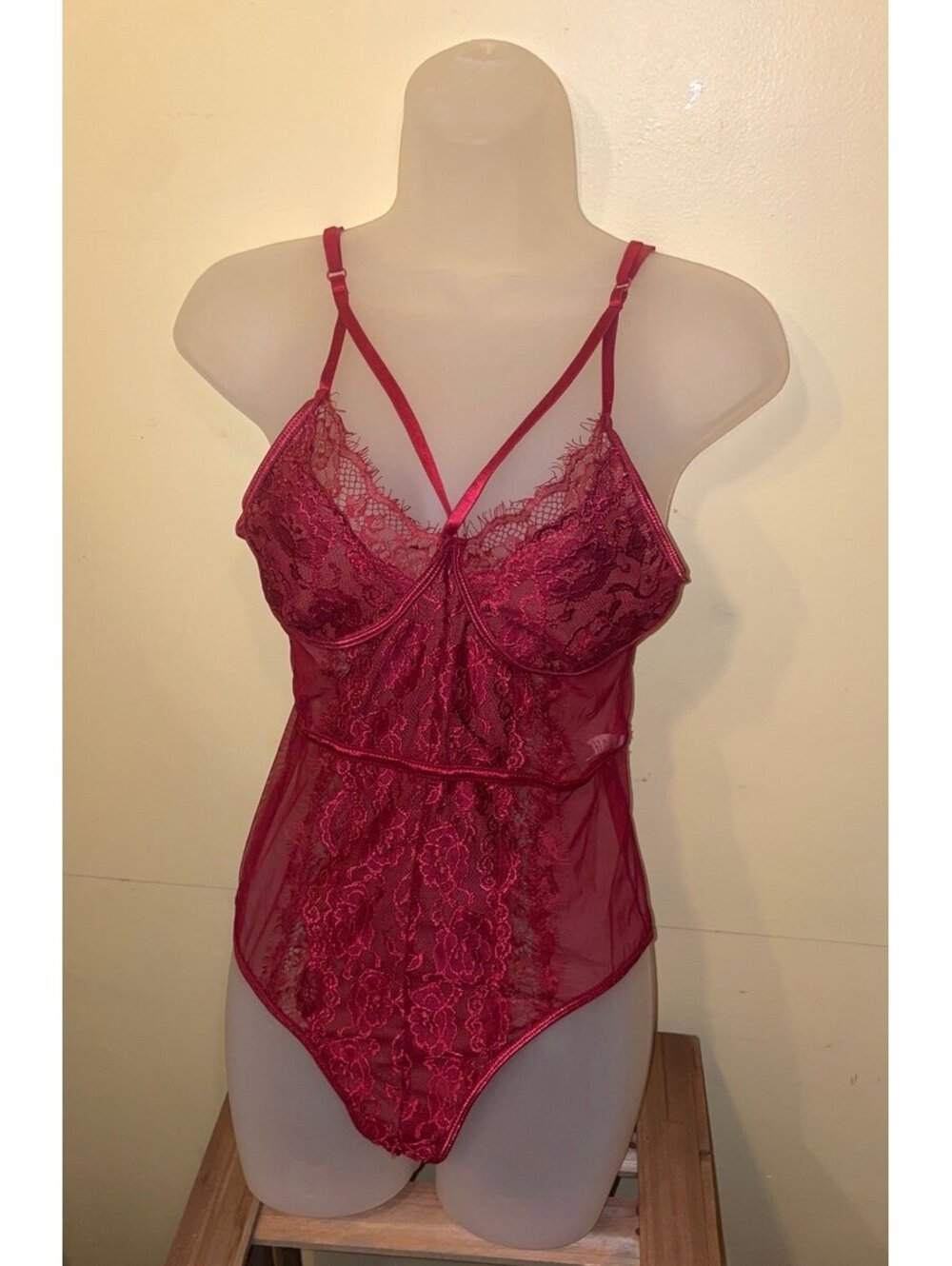 Red Maroon Lace Lingerie Sexy! Size M Medium